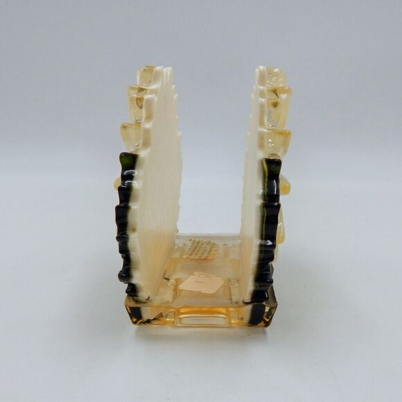 Daisy Floral Napkin Letter Holder 4.5 Inch Lucite Acrylic Resin 1969 USA Made - Picture 4 of 9